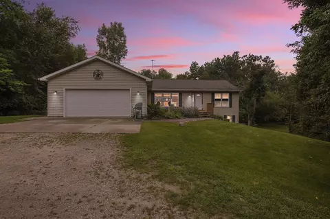 5293 Bartonville, Belding, MI 48809