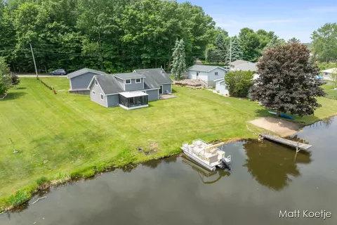 4410 Delaware, Fremont, MI 49412