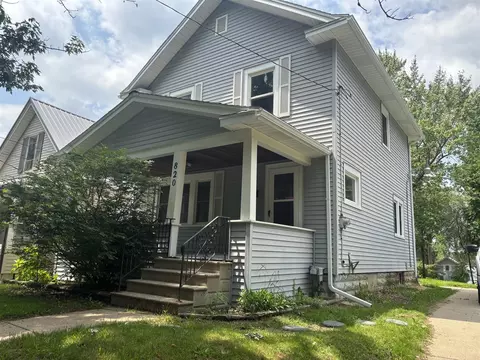820 Center, Jackson, MI 49202