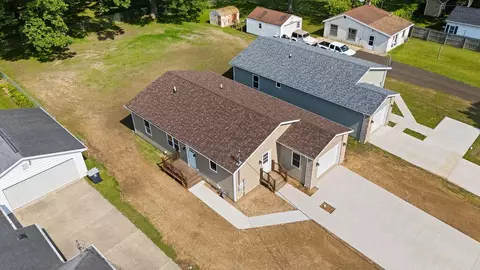 View/Area - 310 Hillview, Buchanan, MI 49107 photo 2 of 4