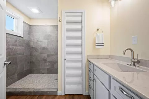 Bath - 310 Hillview, Buchanan, MI 49107 photo 1 of 2