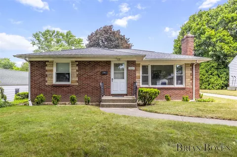 1665 7th, Grand Rapids, MI 49504