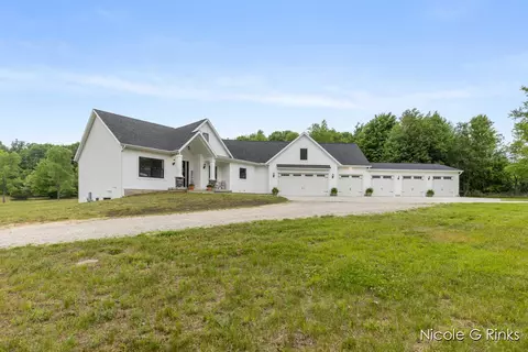 9860 Button, Belding, MI 48809