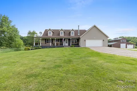 9079 Bell, Clarksville, MI 48815