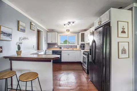 Kitchen - 3463 Arthur, Remus, MI 49340 photo 1 of 2