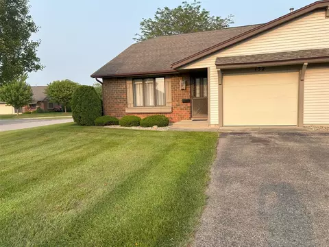 152 S Zeeland, Zeeland, MI 49464