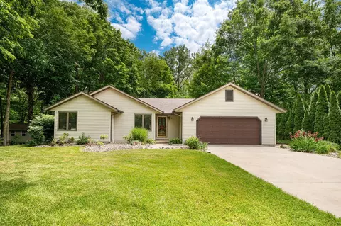 3999 Ravina, Saint Joseph, MI 49085