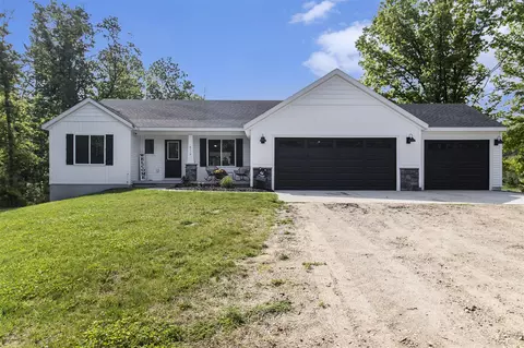 8114 E 72nd # 2, Newaygo, MI 49337