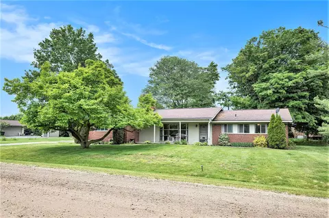 30151 Westfield, Farmington Hills, MI 48334