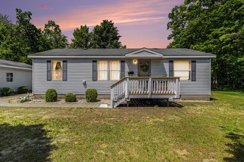 6288 W Dewey, Ludington, MI 49431
