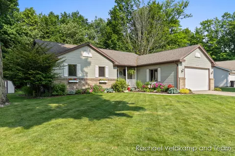 1579 Geddes, Grand Rapids, MI 49534