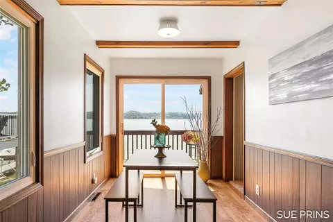 Dining - 978 E 88th, Newaygo, MI 49337 photo 1 of 3