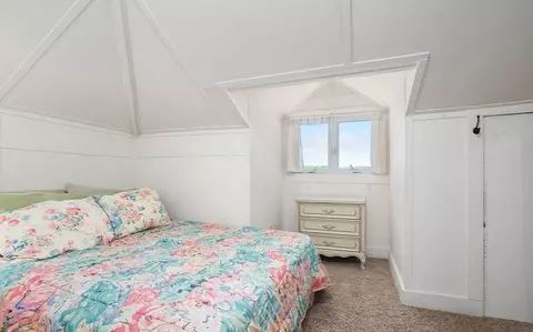 Bedroom - 978 E 88th, Newaygo, MI 49337 photo 3 of 5