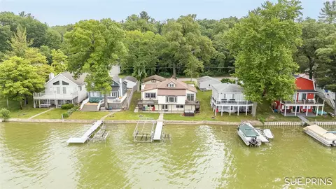 View/Area - 978 E 88th, Newaygo, MI 49337 photo 2 of 9