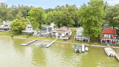 View/Area - 978 E 88th, Newaygo, MI 49337 photo 1 of 9
