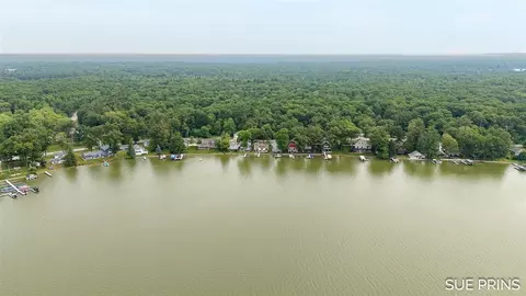View/Area - 978 E 88th, Newaygo, MI 49337 photo 5 of 9