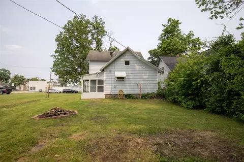Exterior - 109 S Hooker, Three Rivers, MI 49093 photo 4 of 7