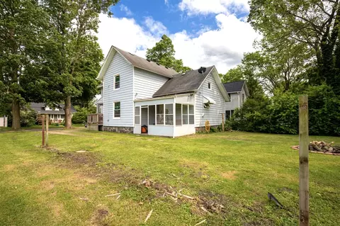 Exterior - 109 S Hooker, Three Rivers, MI 49093 photo 6 of 7