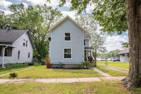 Exterior - 109 S Hooker, Three Rivers, MI 49093 photo 3 of 7