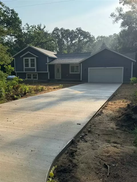 3772 Brickyard, Holton, MI 49425