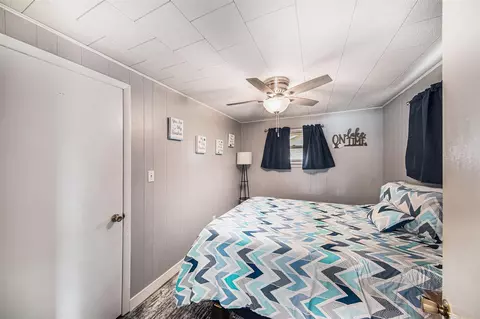 Bedroom - 2759 Hemlock, Quincy, MI 49082 photo 3 of 3