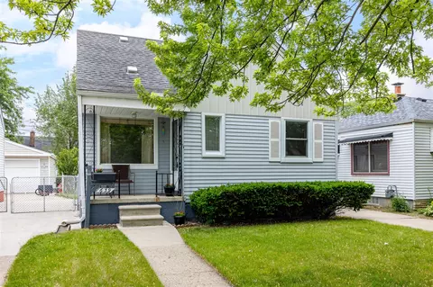 639 Cleveland, Lincoln Park, MI 48146