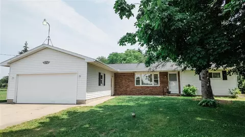 2250 Pray, Charlotte, MI 48813
