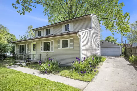 511 Lane, Chelsea, MI 48118