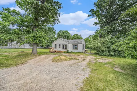 1694 S Mill Iron, Muskegon, MI 49442
