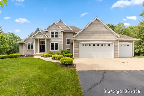 9571 Douglas Fir, Sparta, MI 49345
