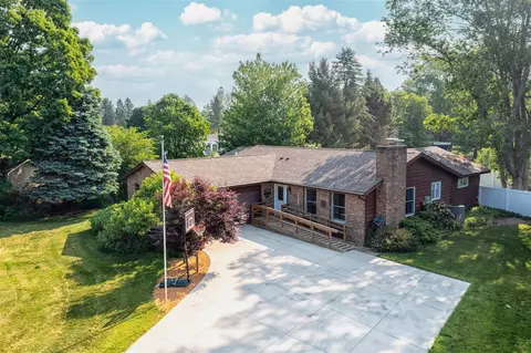 9111 Riverbend, South Haven, MI 49090
