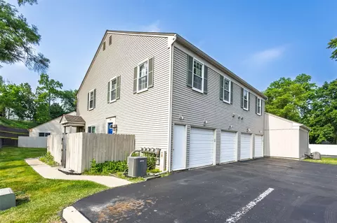 286 1st, Rochester, MI 48307