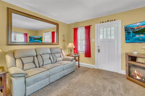 741 Lawrence, Jackson, MI 49203 photo 13