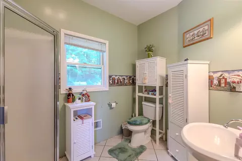 Bath - 7111 Gilbert, Pittsford, MI 49271 photo 1 of 4