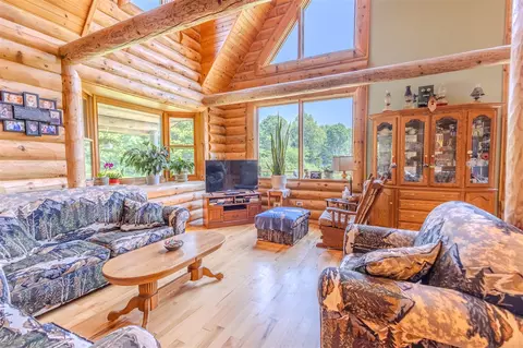 Living - 7111 Gilbert, Pittsford, MI 49271 photo 1 of 3