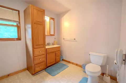 Bath - 7111 Gilbert, Pittsford, MI 49271 photo 2 of 4