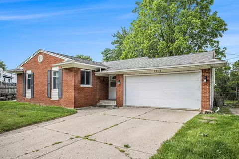 1709 Tuscany, Holt, MI 48842