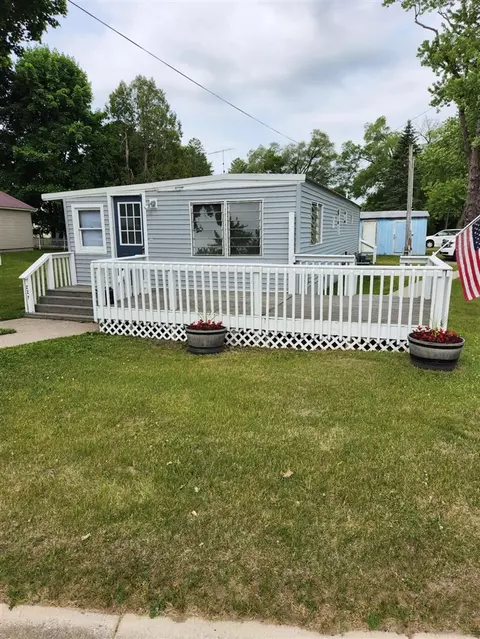 227 N Lincoln, Lakeview, MI 48850