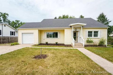 716 W Oak, Greenville, MI 48838