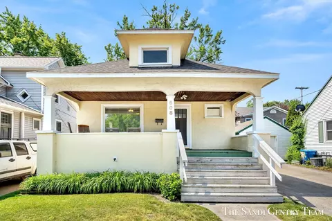 508 Fulton, Grand Haven, MI 49417