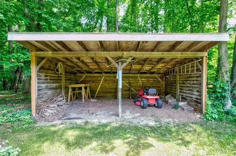 3926 Burkhart, Jackson, MI 49201 photo 36