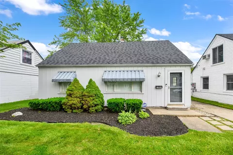 22848 Almond, Eastpointe, MI 48021