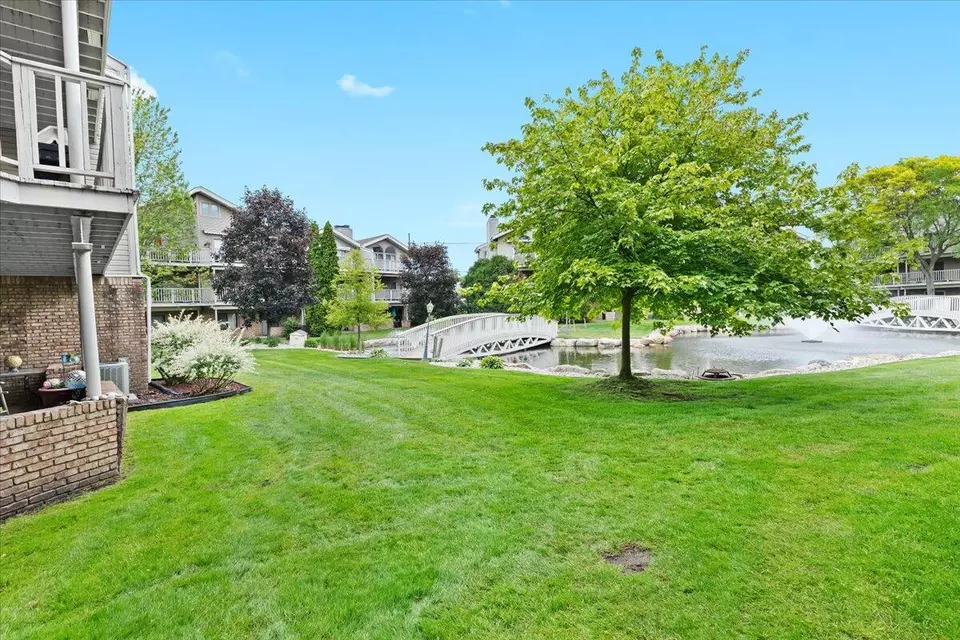 Exterior - 21112 Boulder, Northville, MI 48167 photo 6 of 9