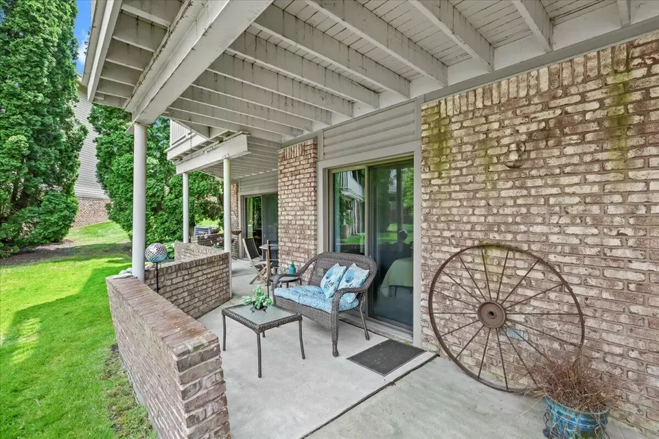 Exterior - 21112 Boulder, Northville, MI 48167 photo 5 of 9