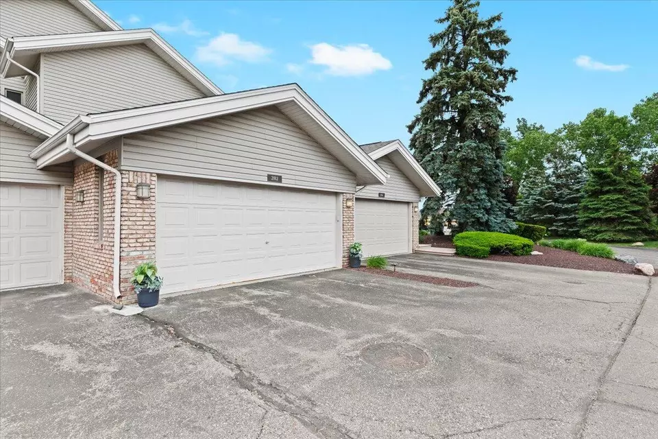 Exterior - 21112 Boulder, Northville, MI 48167 photo 7 of 9