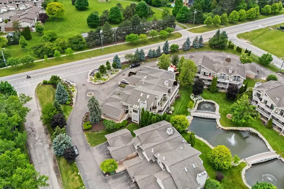 View/Area - 21112 Boulder, Northville, MI 48167 photo 3 of 8