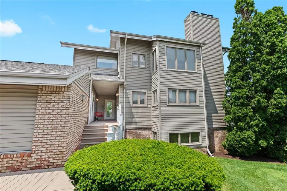 Exterior - 21112 Boulder, Northville, MI 48167 photo 3 of 9