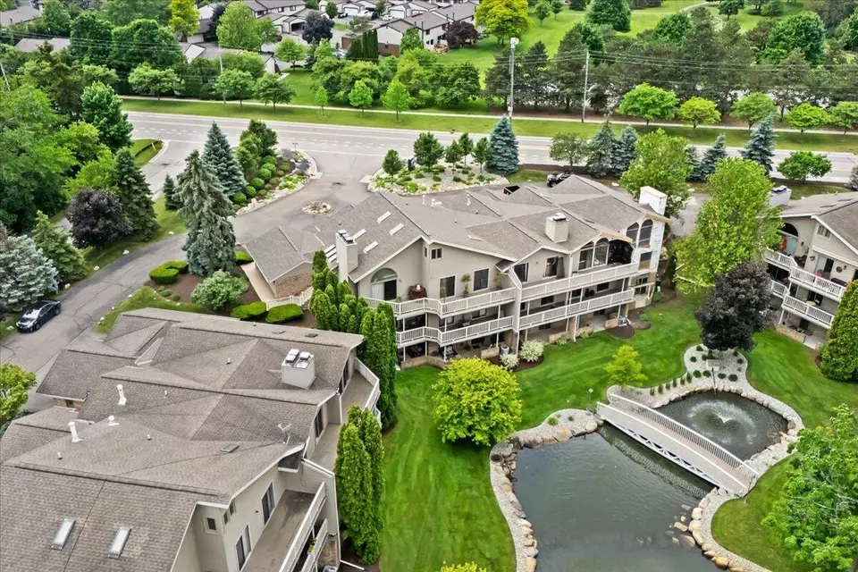 View/Area - 21112 Boulder, Northville, MI 48167 photo 7 of 8