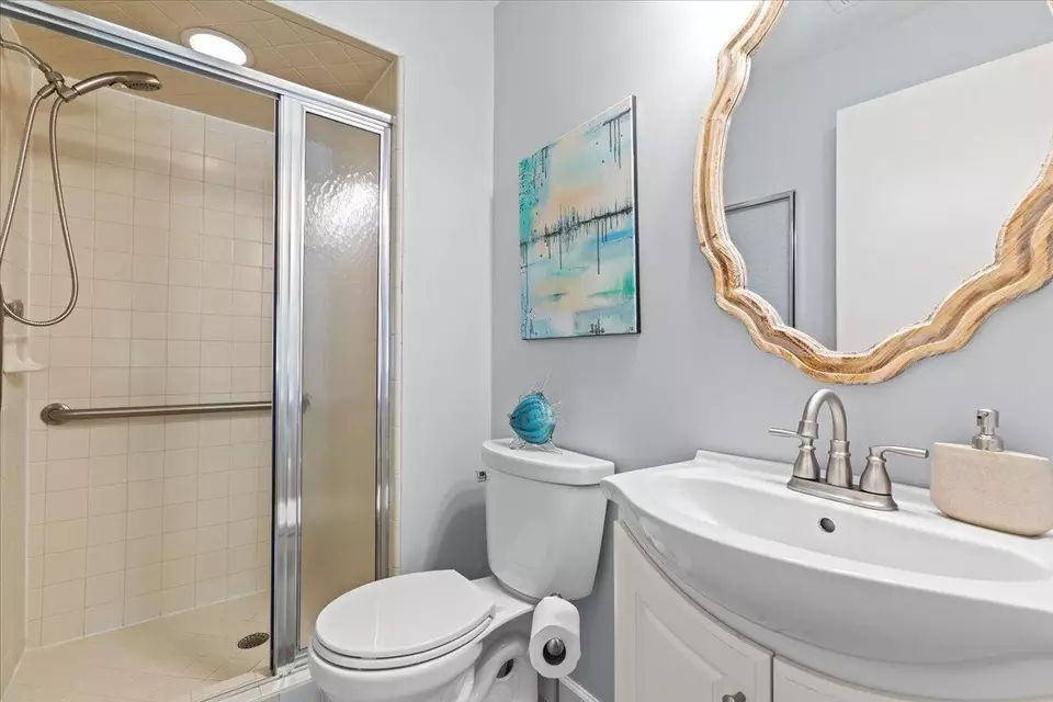 Bath - 21112 Boulder, Northville, MI 48167 photo 3 of 3