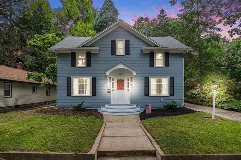 311 Moccasin, Buchanan, MI 49107